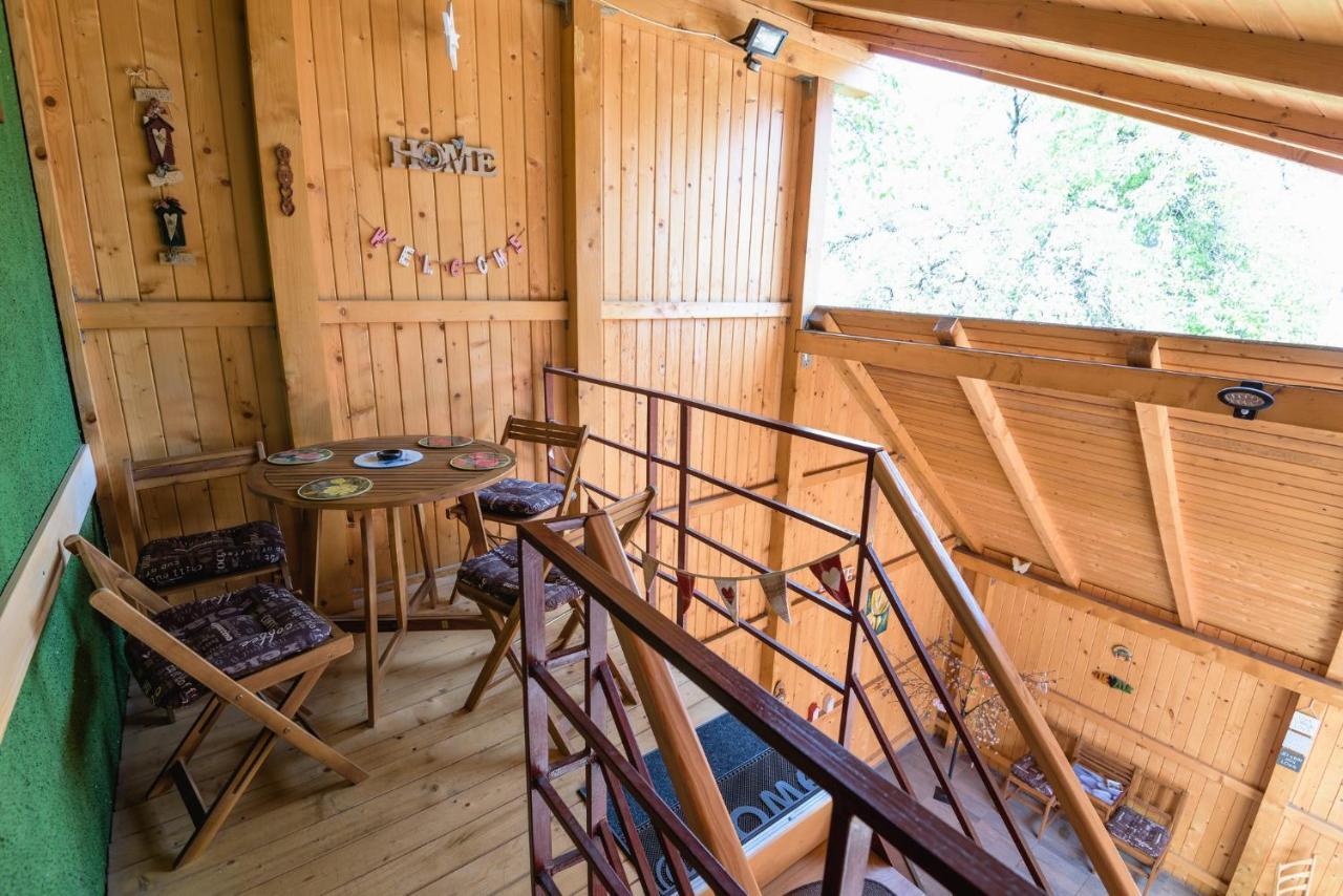 شقة Wooden Attic براشوف المظهر الخارجي الصورة